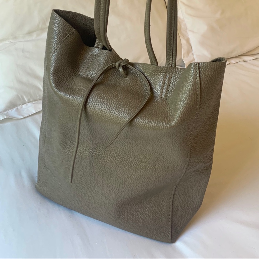 Italian leather handbag/tote